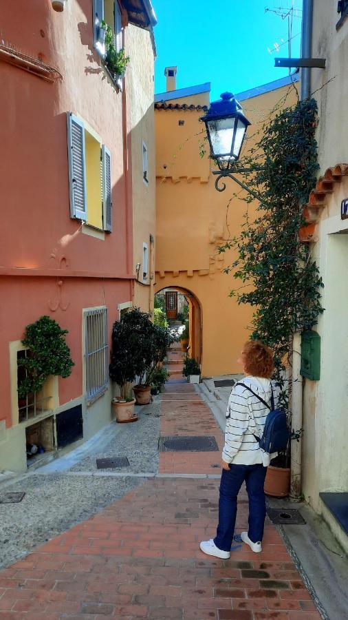 Menton, Centre Historique, Vue Mer Exterior photo