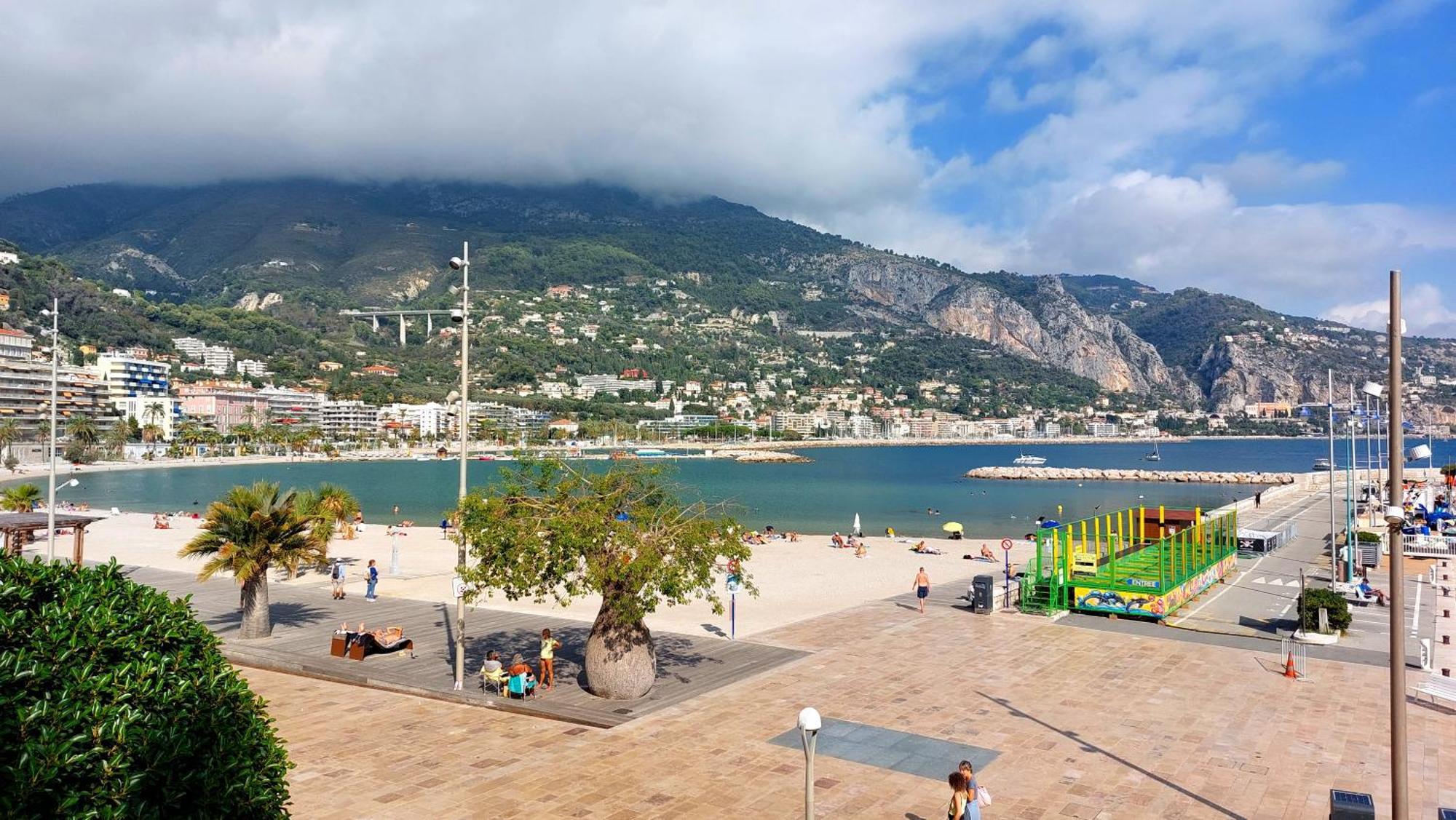 Menton, Centre Historique, Vue Mer Exterior photo